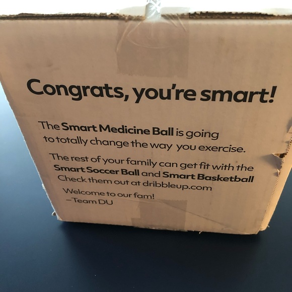 DribbleUp Smart Medicine Ball - 6 pounds - Picture 3 of 3